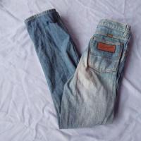 ราคา กางเกงยีนส์Wrangler มือสอง (1240407083)