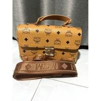 ราคา กระเป๋าสะพายข้าง MCM สายสปอร์ตสวยมาก (8855249575)