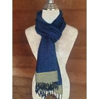 ราคา ืNo.1ผ้าพันคอย้อมสีครามธรรมชาติ ปลายสีครีมดอกขั้น ทอมือแบบสี่ตะกอ (7075511902)