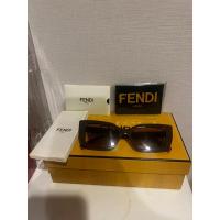 ราคา แว่นกันแดด Fendi ( Fendi sunglasses) มือสองของแท้100% (22742990338)