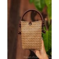 ราคา กระเป๋าสานแฮนเมด ทรงวินเทจวินใจ มีซับในมีดีเทลกระดุมจากกะลามะพร้าวสุดชิค (16908685426)