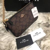 ราคา ของใหม่ มือ1 Coach แท้ ทรงพอชสีกาแฟสวยมากๆ ใส่พลัสได้ ขนาดน่ารัก สภาพ100% มือ1 (3814087567)