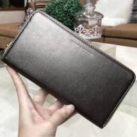 ราคา NEW ARRIVAL! CHARLES & KEITH BASIC TOP ZIP LONG WALLET (722767877)