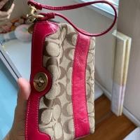 ราคา กระเป๋าใส่สตางค์ เครื่องสำอางค์ Coachแท้ (7802925459)