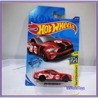 ราคา รถเหล็ก hotwheels – 2018 Ford Mustang GT สีแดง รถของเล่น รถโมเดล (5916285571)