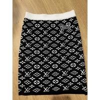 ราคา กระโปรงผ้าไหมพรมลายหลุยส์วิคตอง (16390145007)