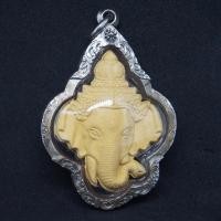 ราคา พระคเณศ หลังพระภรตมุนี(พ่อแก่) พ่อครูศิริพงศ์ ครุพันธ์กิจ เนื้อผงมหามงคล (12728418754)