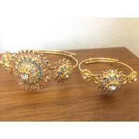 ราคา รัดแขน เซ็ตแม่-ลูก ตัวเรือนสีทอง พลอยชมพูอ่อน-ฟ้า-ขาว (21461248413)