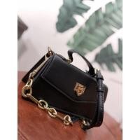ราคา กระเป๋าสะพายCharles&Keith (5074776697)