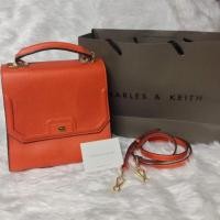 ราคา กระเป๋า CHARLES & KEITH สีส้ม (1852867941)