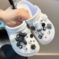 ราคา DIY ที่ติดรองเท้า crocs สไตล์น่ารัก ตัวการ์ตูนติดรองเท้า ตกแต่งสวยงาม รูปแบบการ์ตูน ตัวติดรองเท้าหัวโต (25401801828)