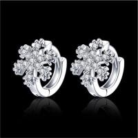 ราคา ต่างหูเงินแท้ ต่างหูห่วงลายเกล็ดหิมะฝังเพชร❄️ (429271018)