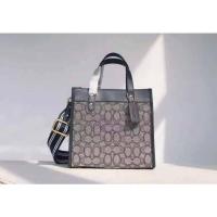 ราคา Coach Field Tote 22 Carriage Logo Tote Bag (15412329847)