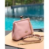 ราคา Coach Nora Kisslock Crossbody In Signature ((1451//1452)) (8447894722)