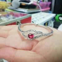 ราคา กำไล ประดับพลอยสีแดง (730584029)