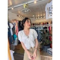 ราคา Warisมินิครอป สุดน่ารัก ทรงแขนสั้นจั๊มชายแต่งไหล่ตุ๊กตาคอวีผ่าหน้าแต่งลูกไม้แถบชายเอว เก๋ไก๋ไม่ซ้ำใครกับริบบิ้น (8970728498)