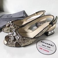 ราคา รองเท้า MIU MIU gold sparkle crystal flat sandals (2751100553)