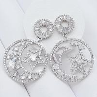 ราคา Miss Earring ต่างหูดาวพระจันทร์ ฉลุลาย เพชรCz เทียบเพชรแท้ ใส่แล้วไม่แพ้ อะไหล่เงิน (3643613772)