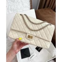 ราคา USED CHANEL REISSUE 2.55 (18144612712)