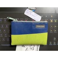 ราคา freitag blair มือสอง สีน้ำเงินตัดเขียว (16262709784)