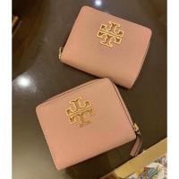 ราคา แท้% ( ผ่อนได้ 10 เดือน)Tory Burch Britten Mini Wallet กระเป๋าสตางค์ใบสั้น (11429998671)