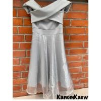 ราคา เดรส [เดรสออกงาน ปาดไหล่ ไขว้อก สีเทา] มือ 2 (3304258120)
