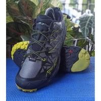 ราคา รองเท้ามือสองของแท้ size 42/27 cm(9us)(เทรล) (21480015140)
