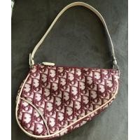 ราคา Christian Dior Red Mini Saddle Bag (1541637398)