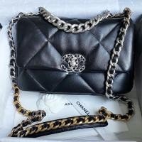ราคา like new Chanel 19 size 26 black shw (12480438759)