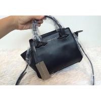 ราคา ส่งต่อ กระเป๋าCHARLES & KEITH รุ่น MINI TRAPEZE CITY BAG (145164736)