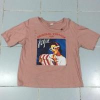 ราคา เสื้อยืดขาดเท่ๆ แหวกคอ (819688542)