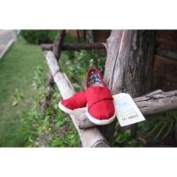 ราคา 50% sale เมื่อซื้อ คู่นะคะ Toms Canvas Tiny Classic (8422802)
