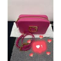 ราคา FURLA BRAVA MINI CROSSBODY BAG LEATHER COLOR CAMELIA มือสองใช้ครั้งเดียวสภาพ 95%up สีบาร์บี้ยอดนิยม (17498468342)