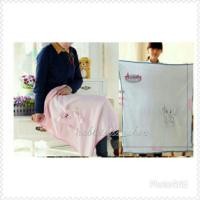 ราคา ส่งฟรี ผ้าห่มม้วน. 90*95 ซม (4023531)