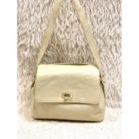 ราคา กระเป๋าหนังมือสอง แบรนด์ Amiment สภาพยังใหม่ มีช่องใส่ของช่องใหญ่ 1 ช่อง ภายในสะอาด (25502906165)