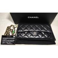 ราคา CHANEL : Sarah Wallet HOLO28 caviar อะไหล่เงิน ของแท้ 100% (19863795844)