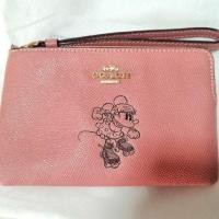 ราคา Coach Mickey คล้องม​ื​อ​ใจ​วาง (6929585649)
