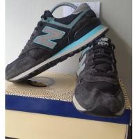 ราคา ลด 90!! New Balance 574 แท้ มือสอง สภาพดี (411657035)