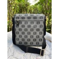 ราคา Loewe crossbody แท้100% (20874139665)