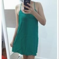 ราคา XXI forever 21 แท้ มินิเดรสสายเดี่ยว size S สีเขียวเข้ม ผ้าพริ้วใส่สบาย ด้านหลัง ดีไซน์เก๋ สภาพดีมาก (989146683)