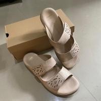 ราคา ส่งต่อรองเท้าบาจาสีครีม (13299321790)