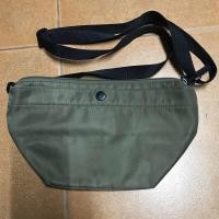 ราคา กระเป๋าสะพายข้างUniqlo (16271889022)