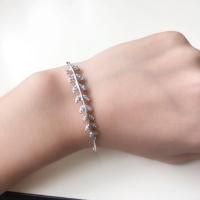 ราคา กำไลข้อมือใบมะกอก (38406398)