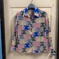 ราคา เสื้อเชิ้ตลายแมว งานป้าย lawyer มือ 2 มีตำหนิที่ปลายแขนขาดเลยเย็บไว้ อก 40” ยาว 24” (3641806563)