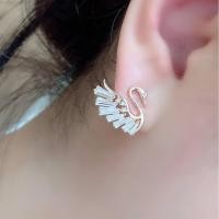 ราคา Swan Earring by Swarovski ต่างหูหงษ์งานชวารอฟสกี้สวยมากๆคะ งานเพชร CZ แท้ งานสวยมากกกก (3568516313)