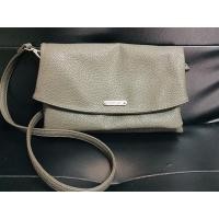 ราคา กระเป๋าสะพายมือสอง AnneKlein แท้100% (13088413682)
