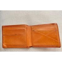 ราคา กระเป๋าใส่เงินหนังแท้ มือสองสภาพดี (2323267596)