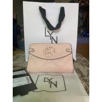 ราคา Lyn‼️กระเป๋าสตางค์lyn (12313369925)