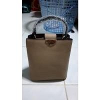 ราคา กระเป๋า guessสะพายข้าง (4496303607)