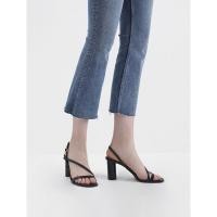 ราคา ส่งต่อร้องเท้า Charles&Keith มือ1 Size 40 (2915282315)